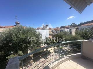 Θέα από μπαλκόνι