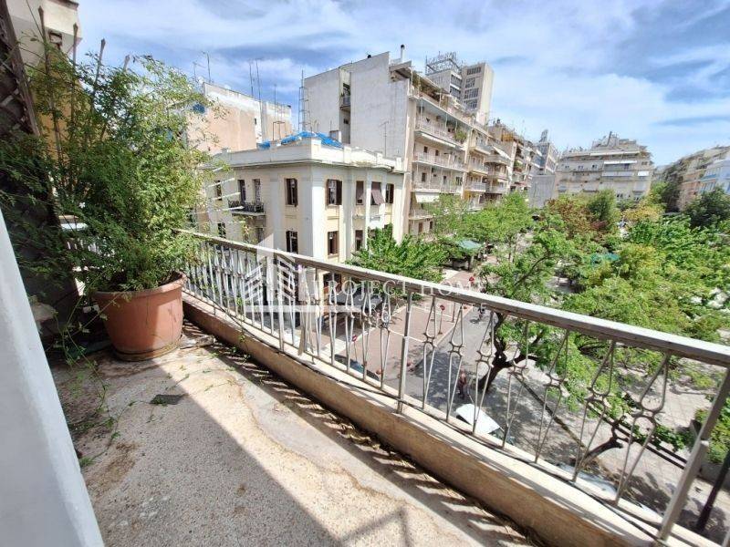 Θέα από μπαλκόνι