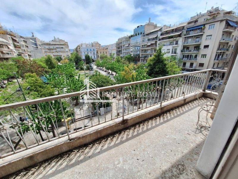 Θέα από μπαλκόνι