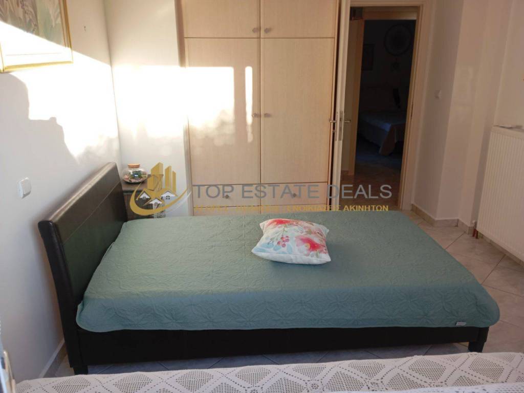 2ο υπνοδωμάτιο -ντουλάπα