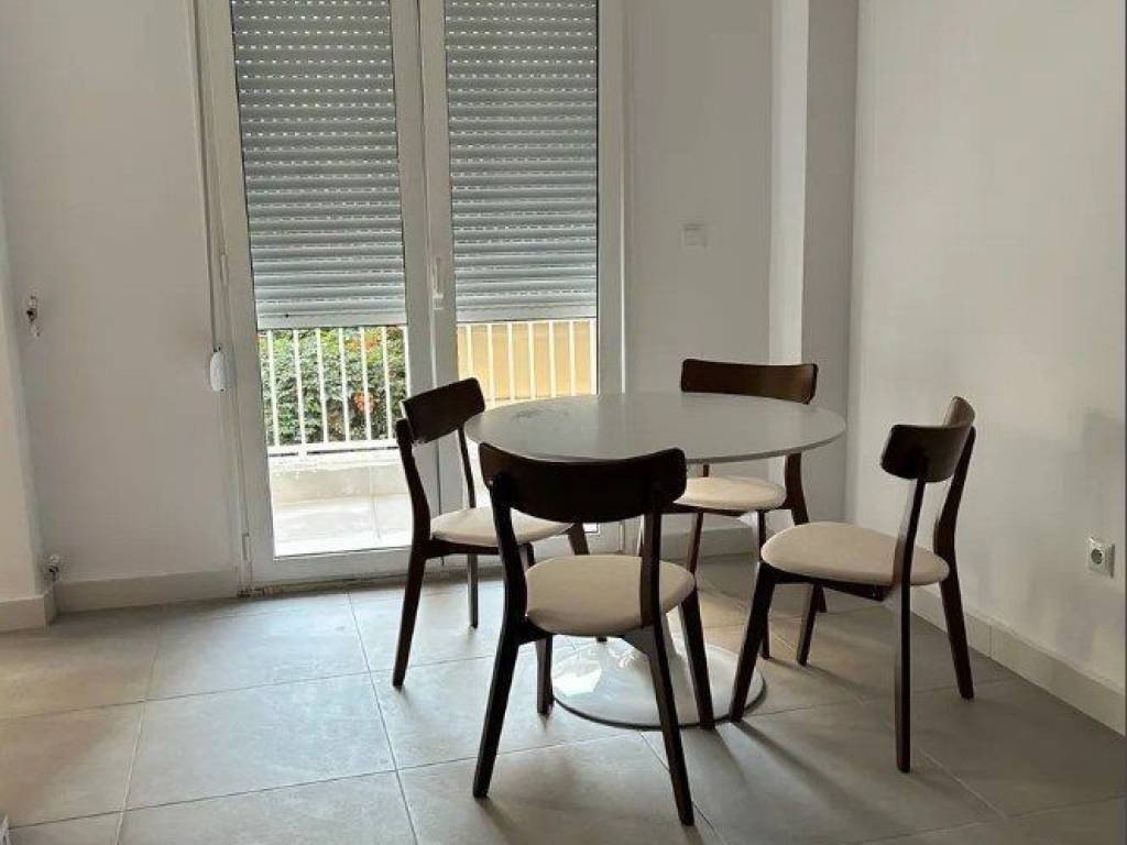 Forumland Real Estate, Τραπεζαρία