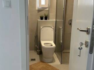 Forumland Real Estate, Μπάνιο