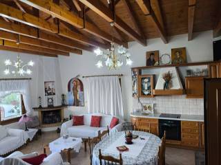 ΣΑΛΟΝΙ Α ΟΡΟΦΟΥ