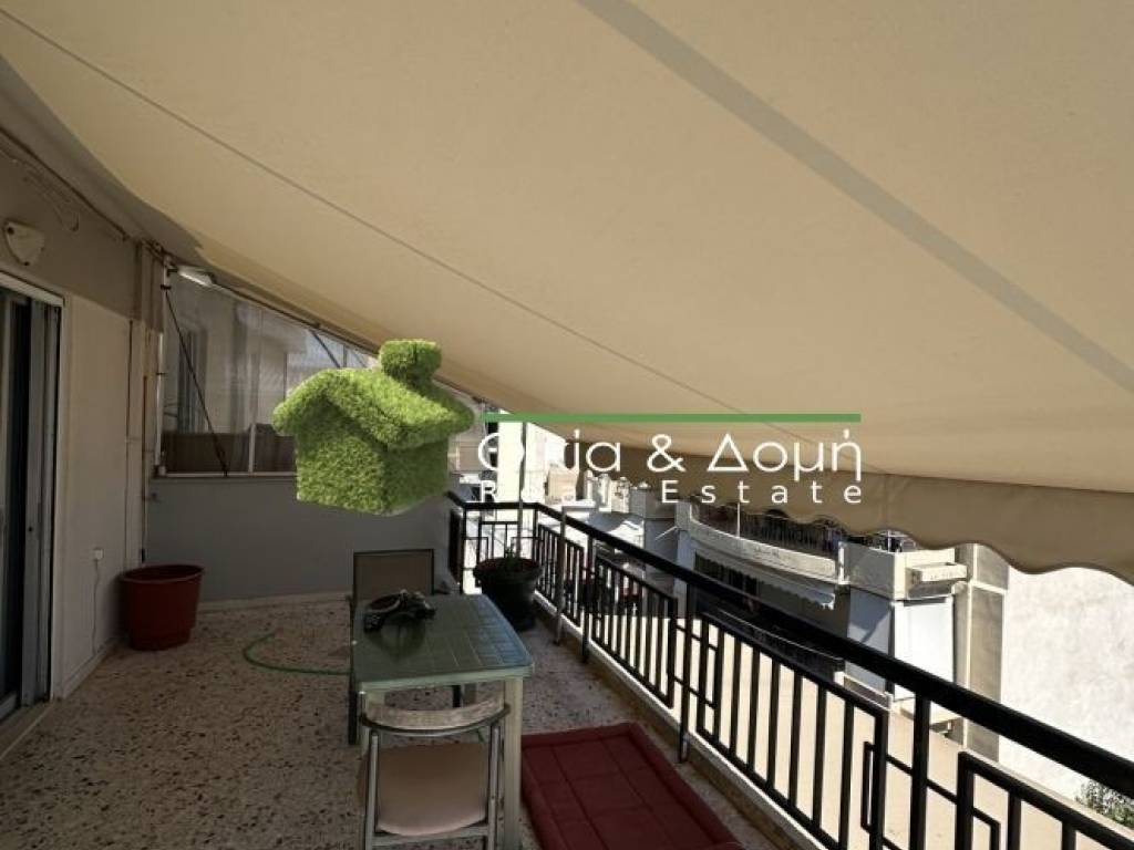 Θέα από μπαλκόνι