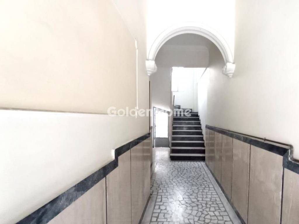 Χολ - Διάδρομος