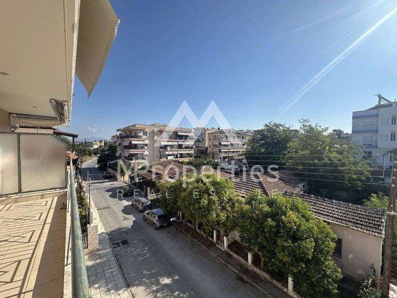 Θέα από μπαλκόνι