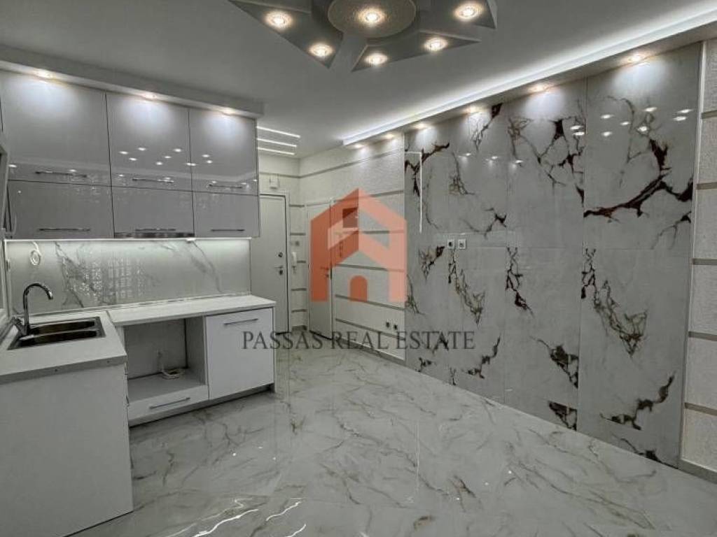 Σαλοκουζίνα