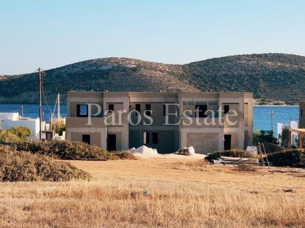 Θέα από το οικόπεδο