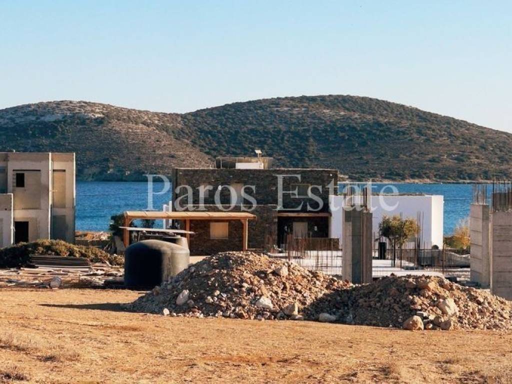 Θέα από το οικόπεδο