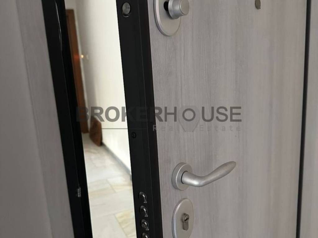 ΠΟΡΤΑ ΑΣΦΑΛΕΙΑΣ