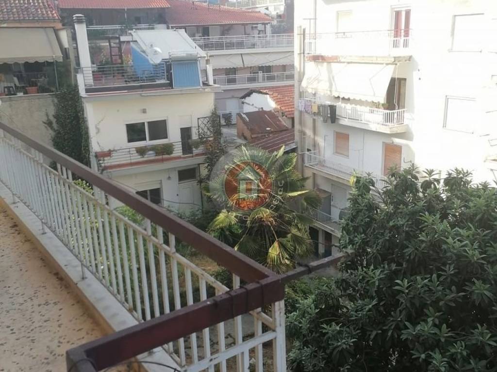 Θέα από μπαλκόνι