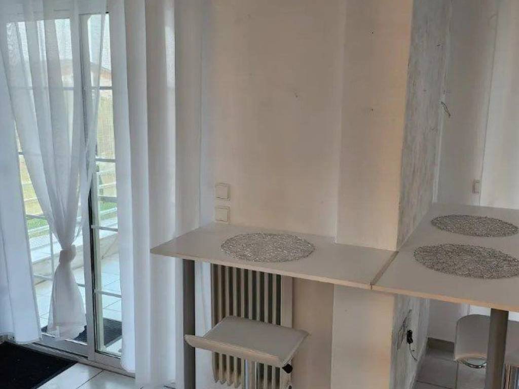 Forumland Real Estate, Σαλόνι