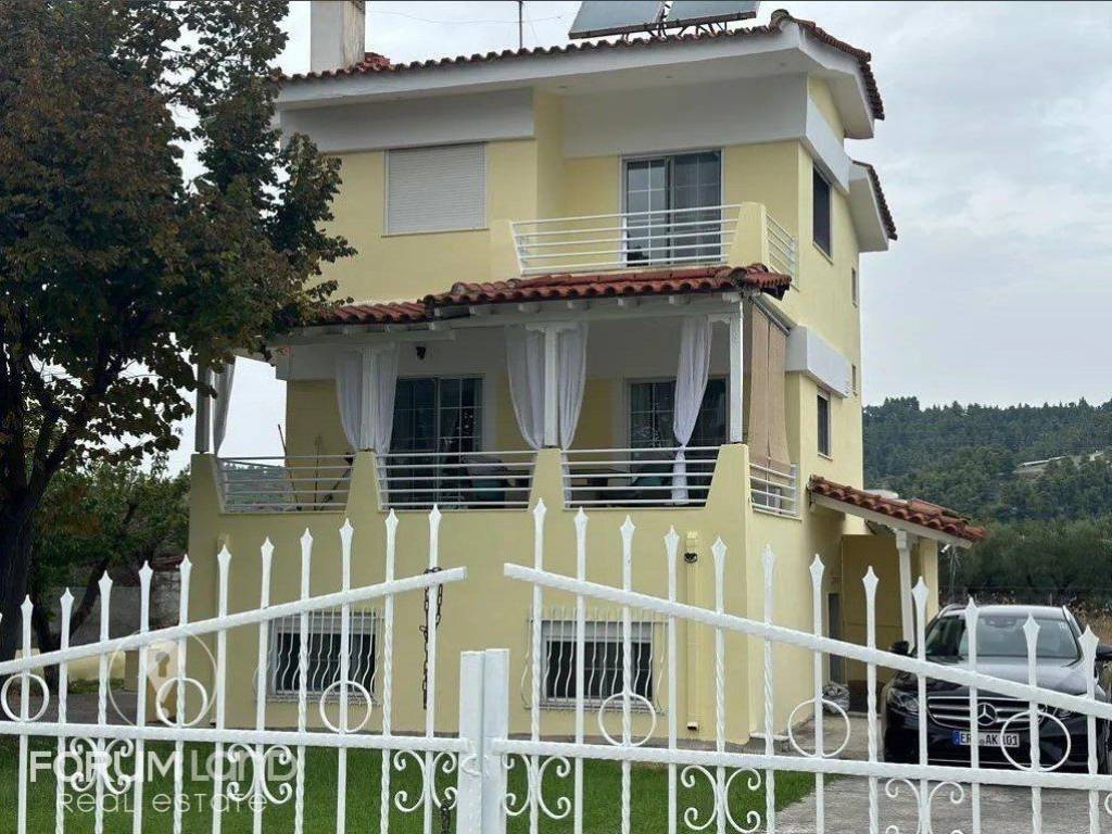 Forumland Real Estate, Εξωτερική Όψη