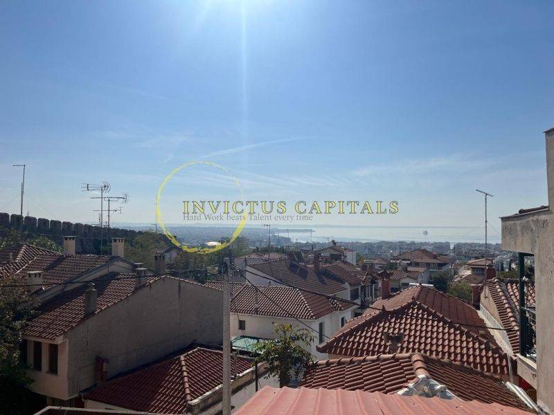 Θέα από μπαλκόνι