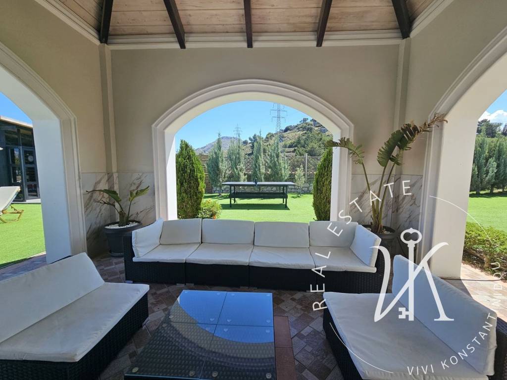 Εσωτερικοι χώροι