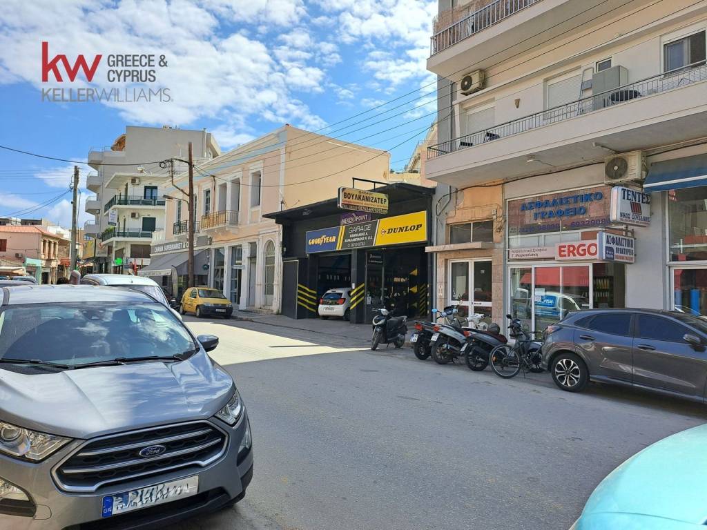 Εσωτερικοι χώροι