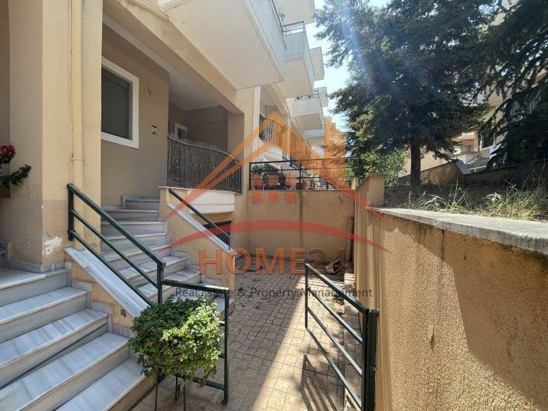 Θέα από μπαλκόνι