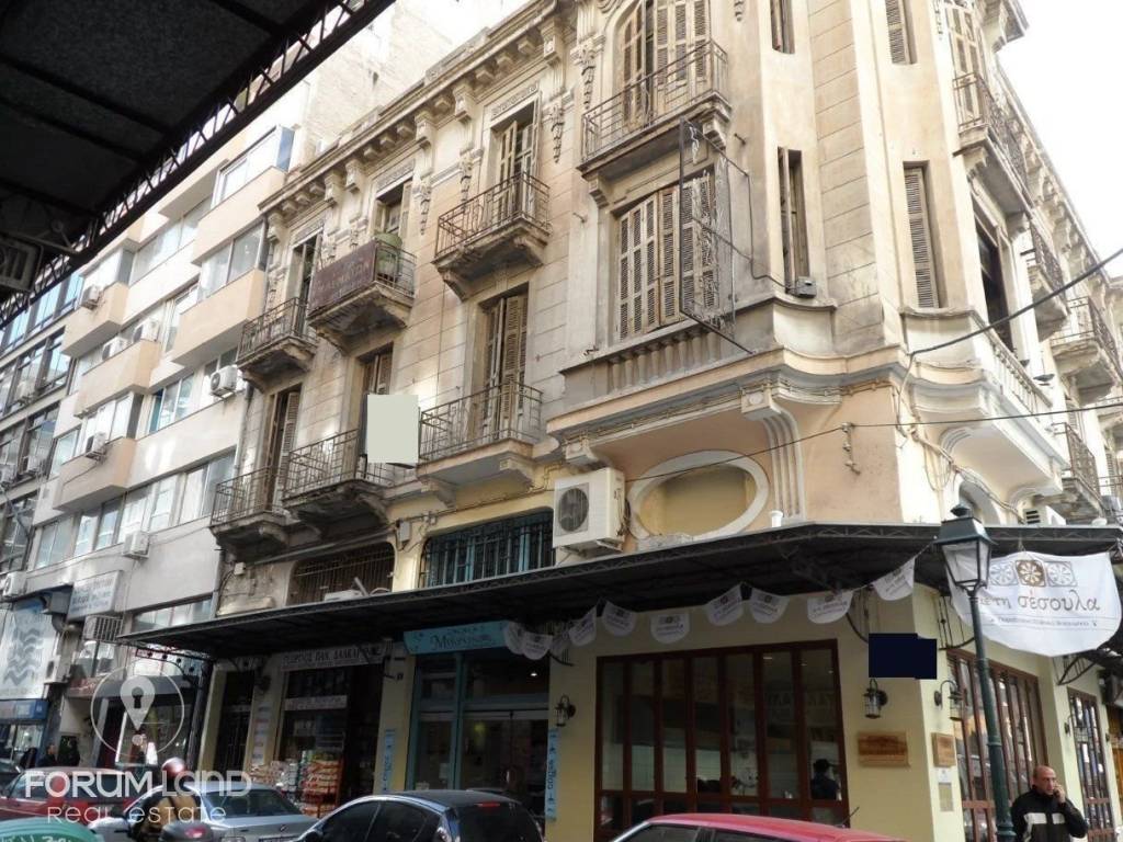 Forumland Real Estate, Εξωτερική Όψη