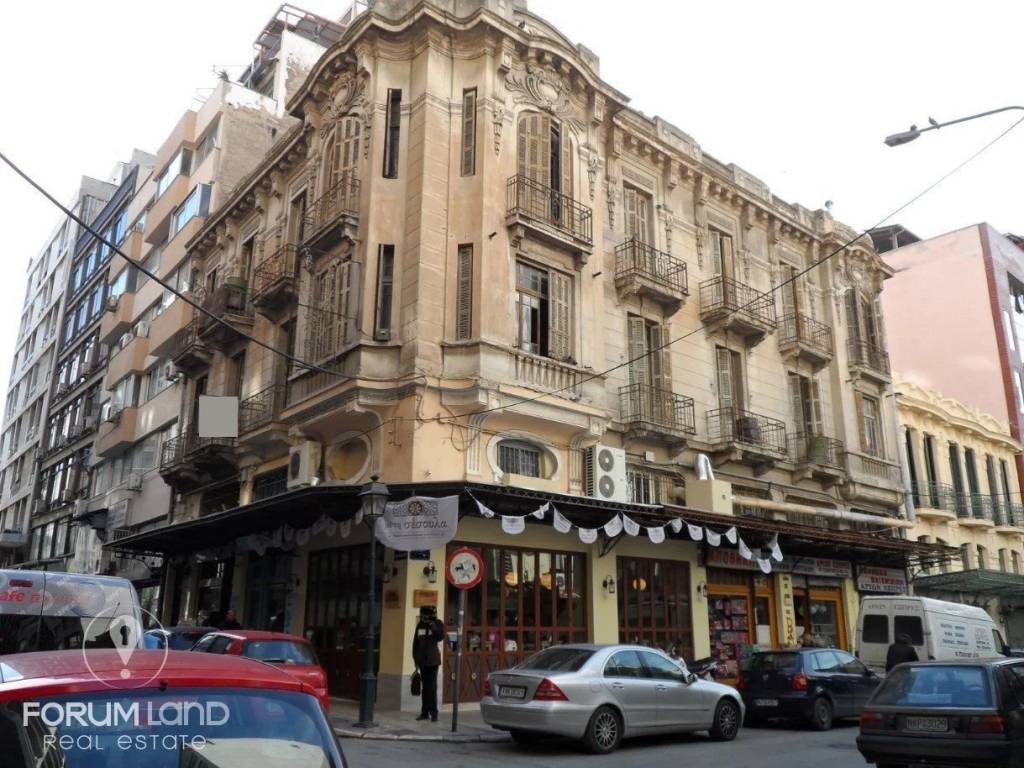 Forumland Real Estate, Εξωτερική Όψη