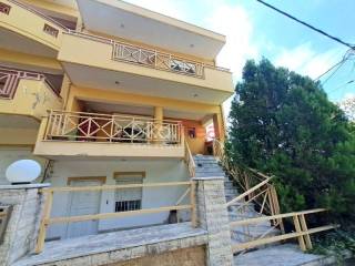 Είσοδος οικοδομής