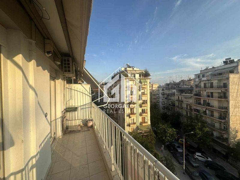 Θέα από μπαλκόνι