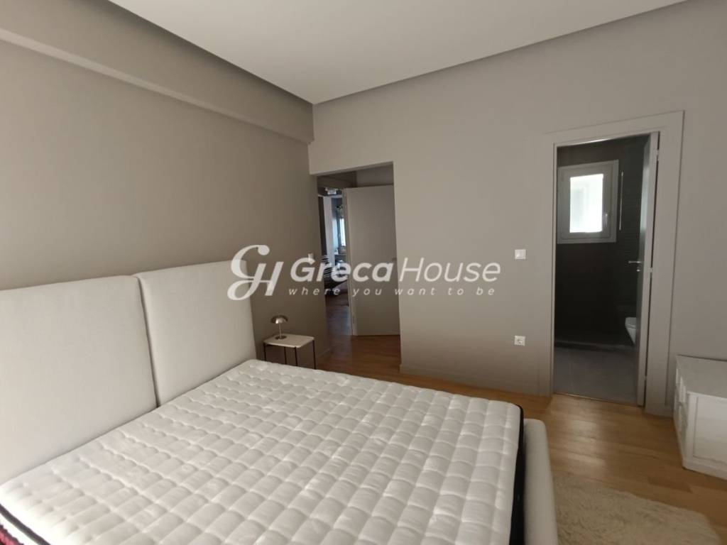 Πολυτελές ρετιρέ με απεριόριστη θέα – Ιλίσια