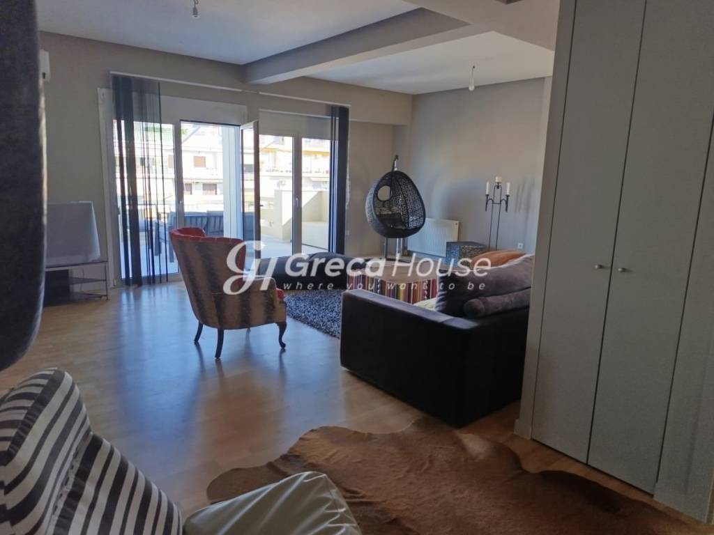 Πολυτελές ρετιρέ με απεριόριστη θέα – Ιλίσια