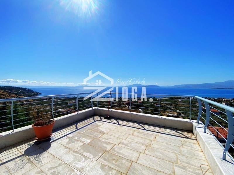 Θέα από μπαλκόνι