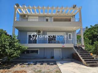 Μεζονέτα με Θέα Θάλασσα και Κάστρο στην Αρχαία Κόρινθο