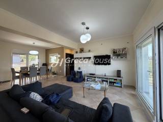 Μεζονέτα με Θέα Θάλασσα και Κάστρο στην Αρχαία Κόρινθο