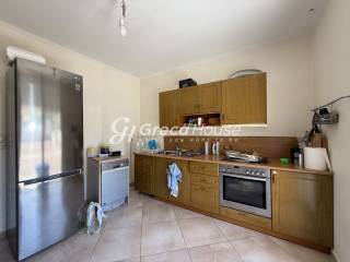 Μεζονέτα με Θέα Θάλασσα και Κάστρο στην Αρχαία Κόρινθο