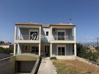 Μεζονέτα με Θέα Θάλασσα και Κάστρο στην Αρχαία Κόρινθο