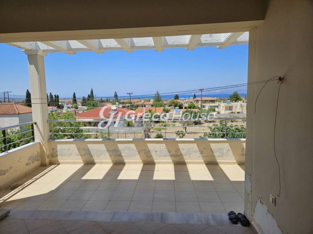 Μεζονέτα με Θέα Θάλασσα και Κάστρο στην Αρχαία Κόρινθο