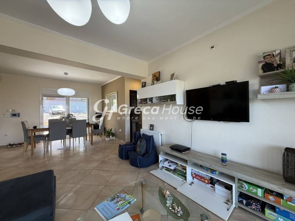 Μεζονέτα με Θέα Θάλασσα και Κάστρο στην Αρχαία Κόρινθο