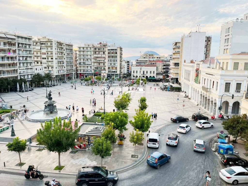 Θέα απο μπαλκόνι