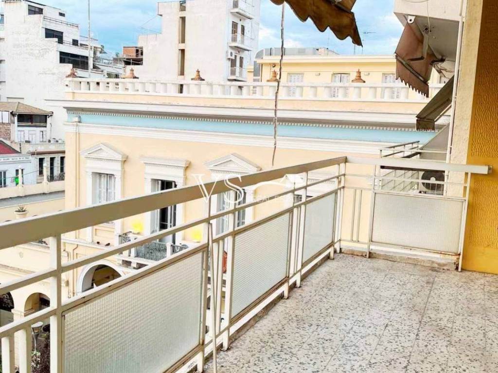 Θέα απο μπαλκόνι