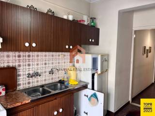 XECHORISTE KOYZINA ME BOETHETIKO, OPISTHIO EXOSTE