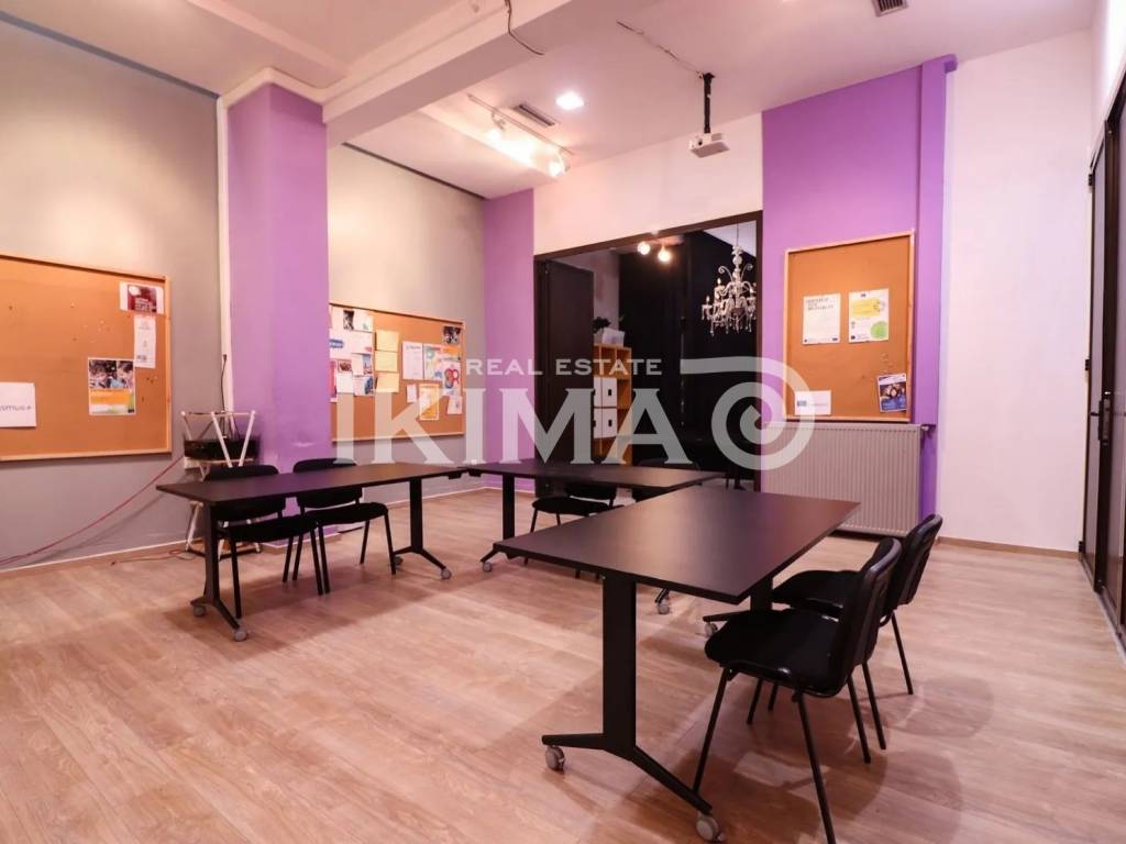 Εσωτερικοι χώροι