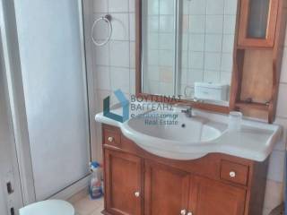 Μπάνιο στον 2ο όροφο 