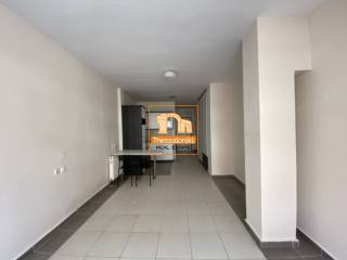 Πλ. Δώδεκα Αποστόλων, Συγκρότημα κατοικιών, 98 τ.μ.