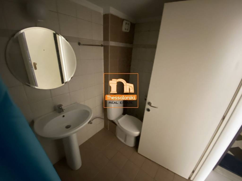 Πλ. Δώδεκα Αποστόλων, Συγκρότημα κατοικιών, 98 τ.μ.