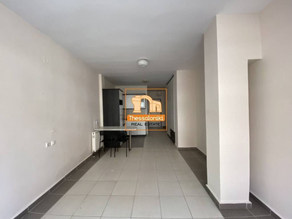 Πλ. Δώδεκα Αποστόλων, Συγκρότημα κατοικιών, 145 τ.μ.