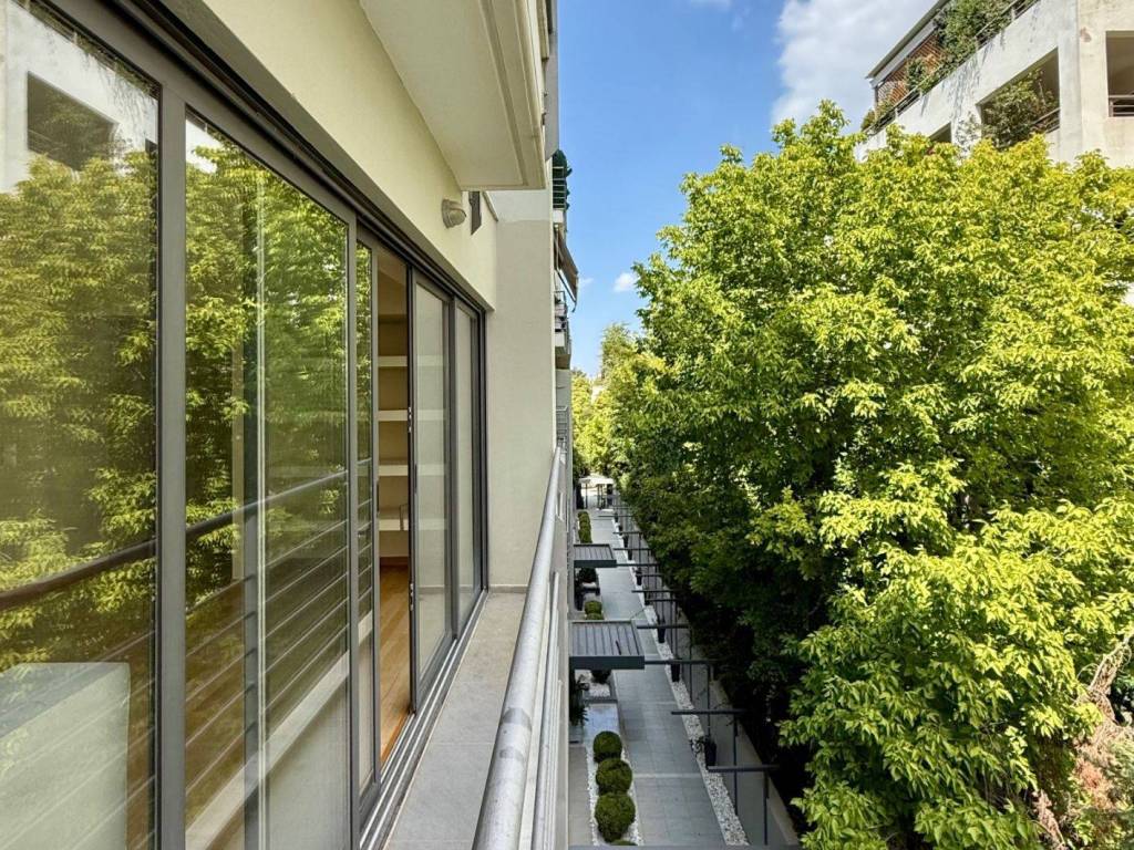 golf_residential_apartment_for_sale