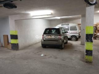 Θέση Στάθμευσης