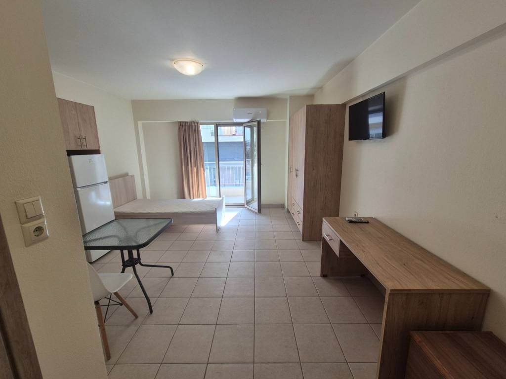 ΣΑΛΟΝΙ-ΥΠΝΟΔΩΜΑΤΙΟ