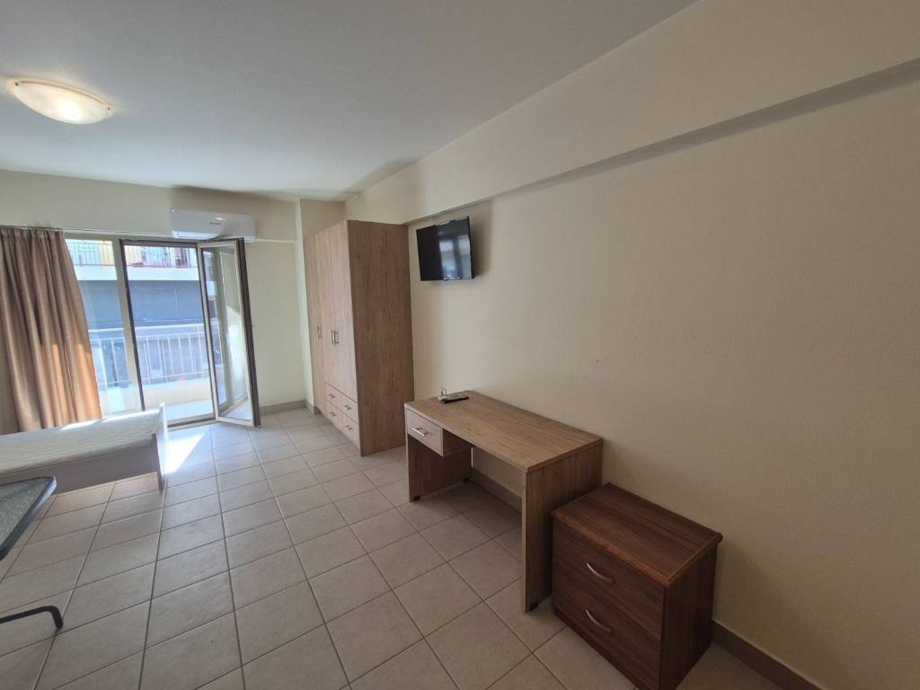 ΣΑΛΟΝΙ-ΥΠΝΟΔΩΜΑΤΙΟ