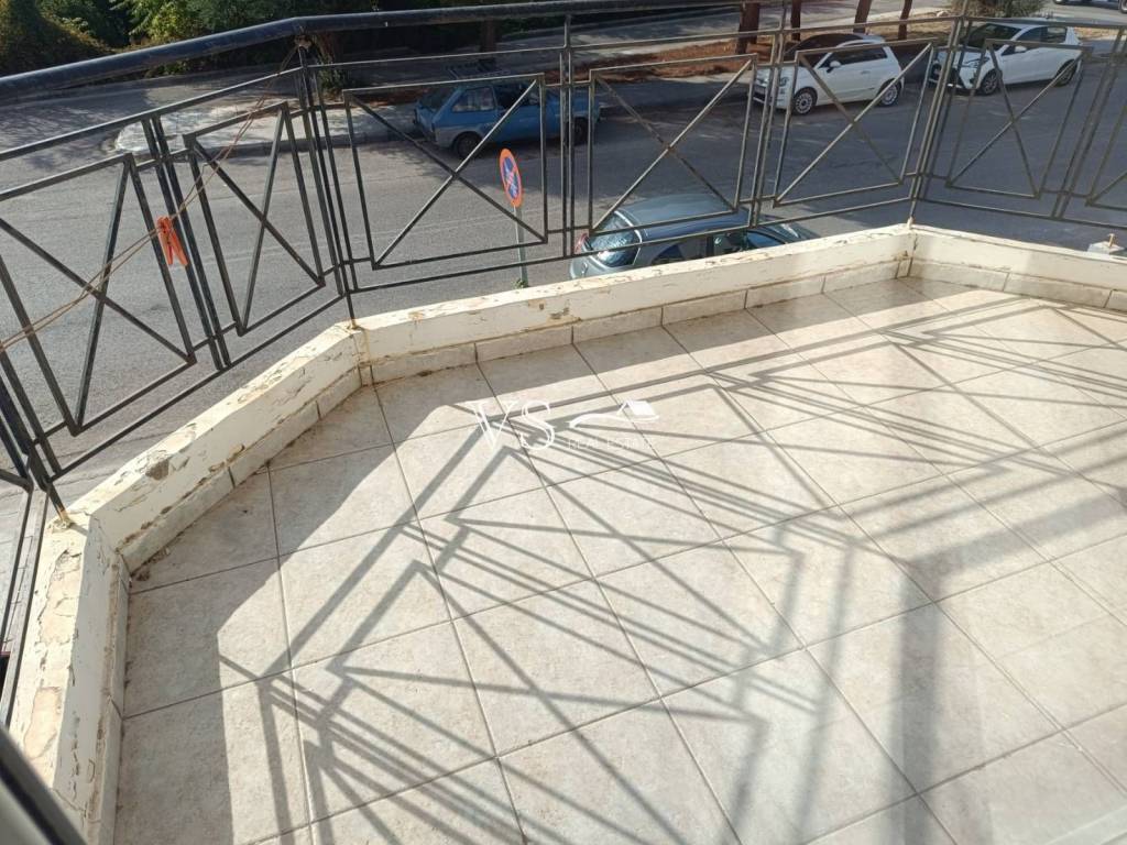 Θέα απο μπαλκόνι