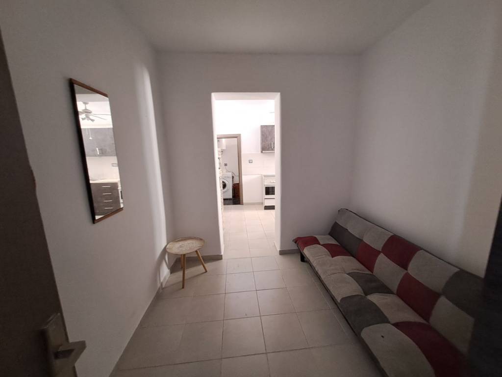 ΧΩΛ-ΔΩΜΑΤΙΟ(3-Ο) ΜΕ ΚΑΝΑΠΕ-ΚΡΕΒΑΤΙ ΚΑΙ ΝΤΟΥΛΑΠΑ