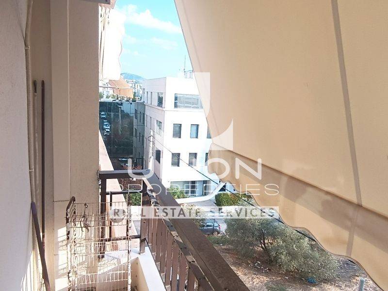 Θέα από μπαλκόνι