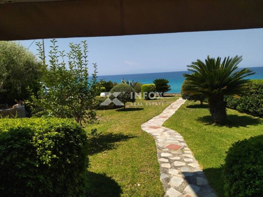 Θέα από μπαλκόνι